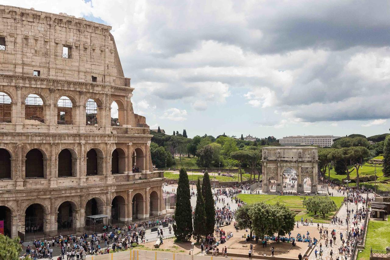 Amazing View Colosseo Рим Екстериор снимка